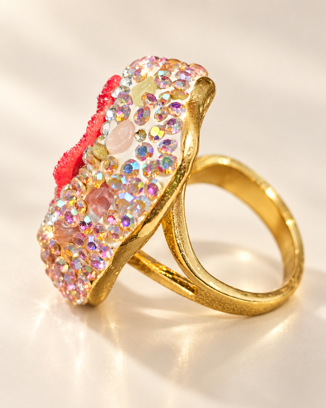 Parure Nacre & Éclat Rouge Impériale — Bague — vue en trois-quarts