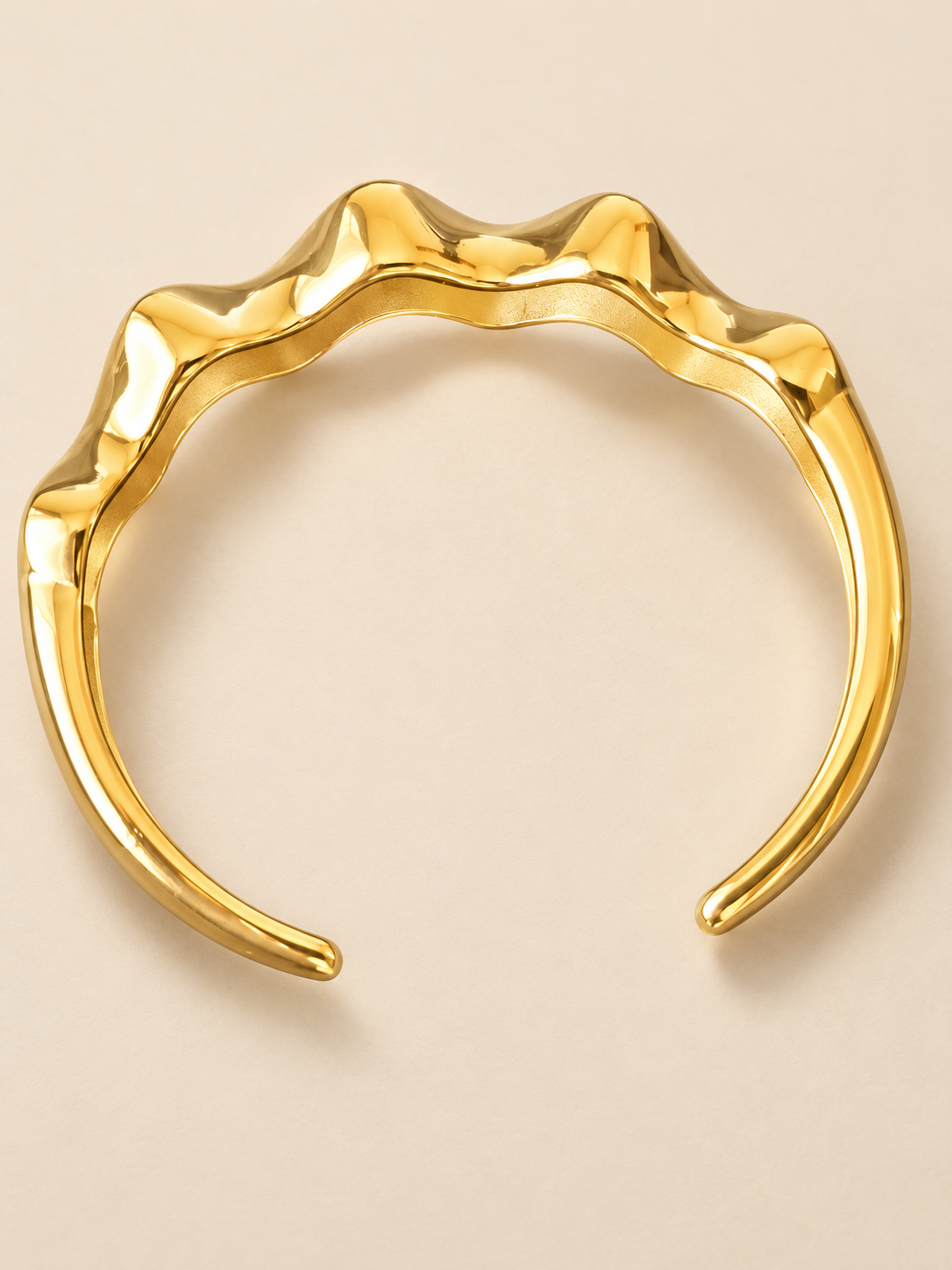 Bracelet Manchette Onde Dorée — Bracelet — vue intérieure