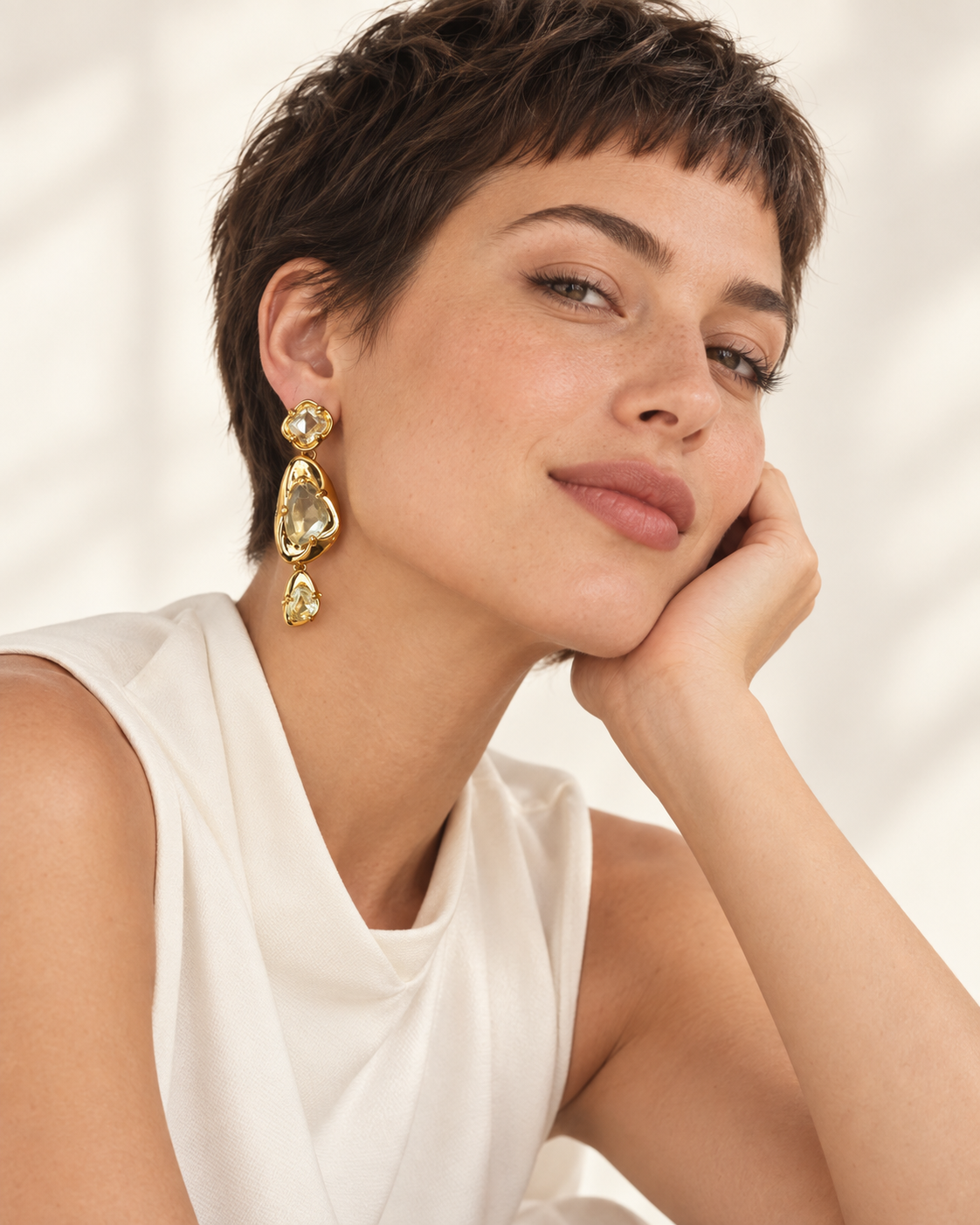 Boucles d'oreilles Éclat Cristal — Blanc cristal — portée