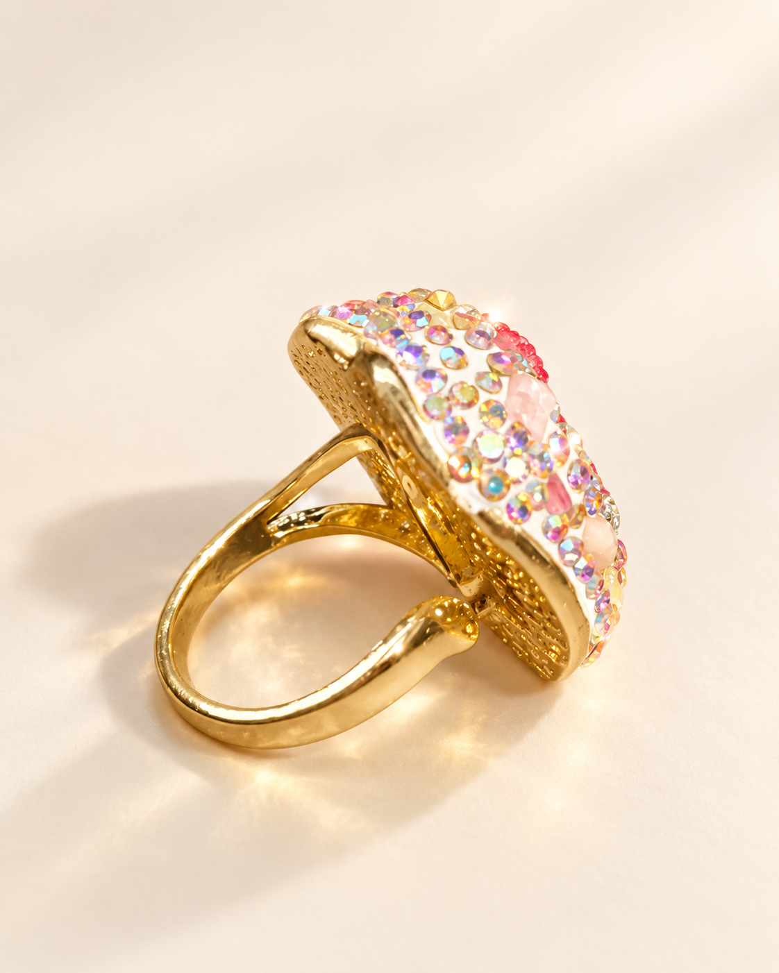Parure Nacre & Éclat Rouge Impériale — Bague — vue de profil