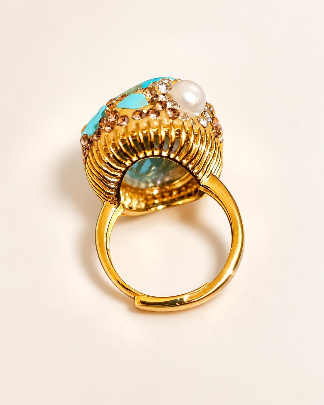 Bague Turquoise Nacrée & Éclat Champagne — Bague — vue du dos et détail de la monture ajustable