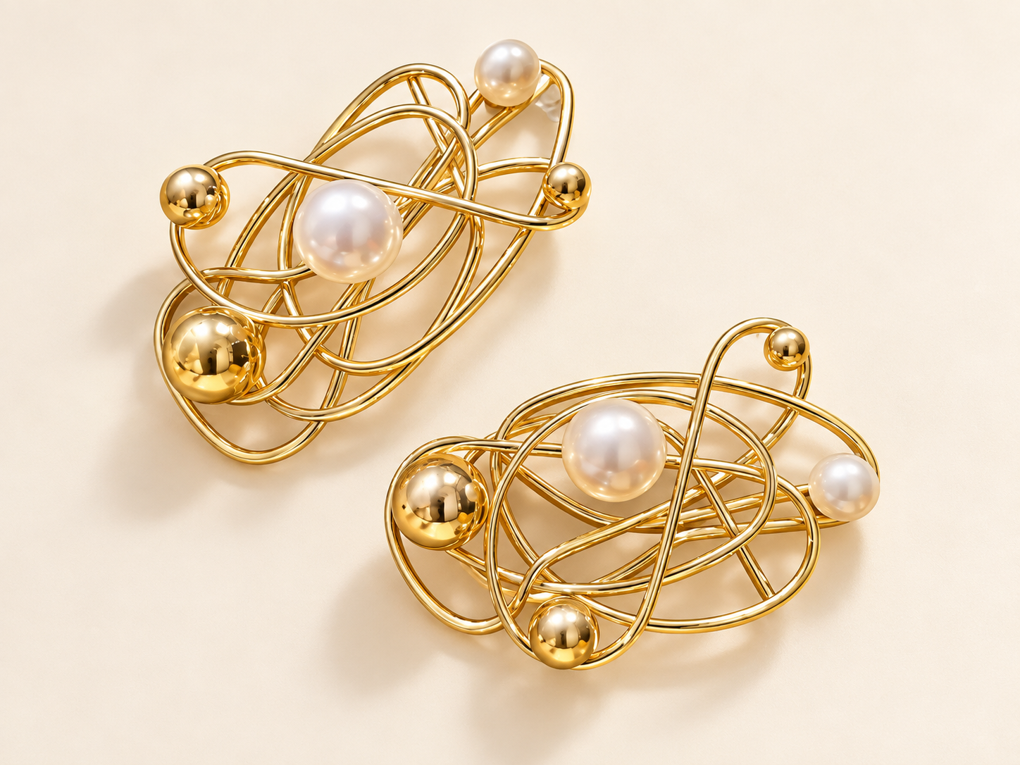 Boucles d'oreilles Orbites Nacrées — Vue d'ensemble