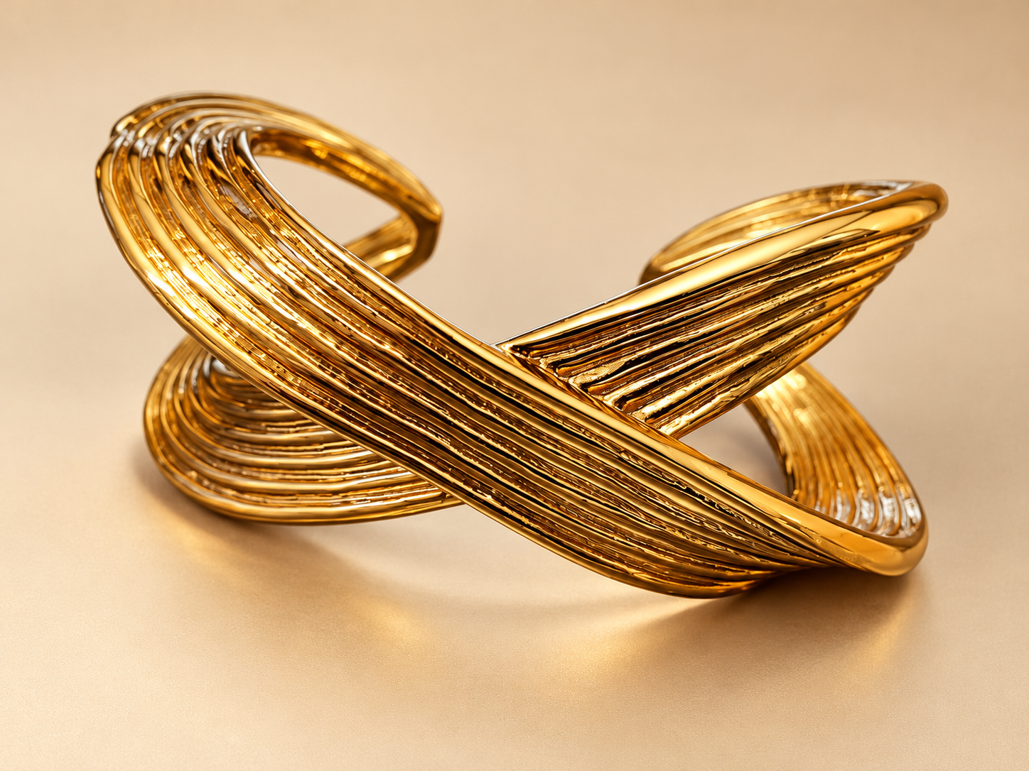 Bracelet Manchette Sillage Croisé Doré